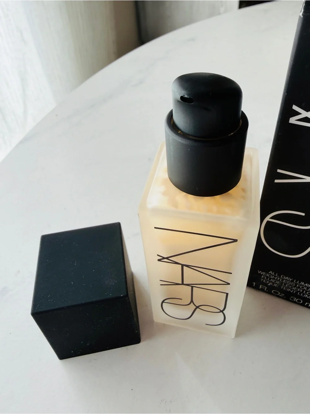 New with Box NARS All Day Luminous Weightless Foundation - Light 1 Siberia #6431